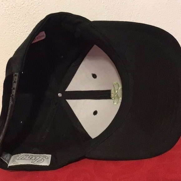 IVORY Headwear “HUSH” Shamrock Sewn Logo Black Snapback Dad Hat Baseball Cap New - Picture 5 of 6